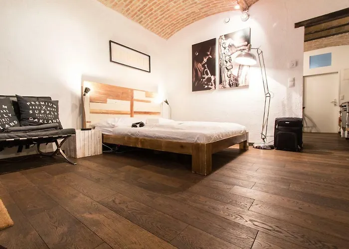 Design Apartments I Contactless Check-In