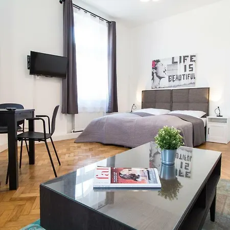 Design Apartments I Contactless Check-In Vienna Exterior photo